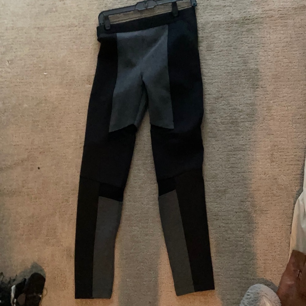 BCBG legging, S, new with tag.
